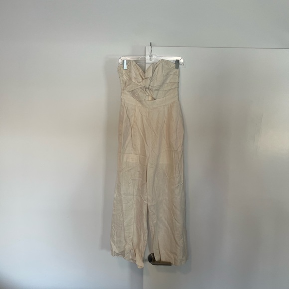 ASTR The Label Mara Tie-Front White Linen Jumpsuit Size Medium - Picture 7 of 7